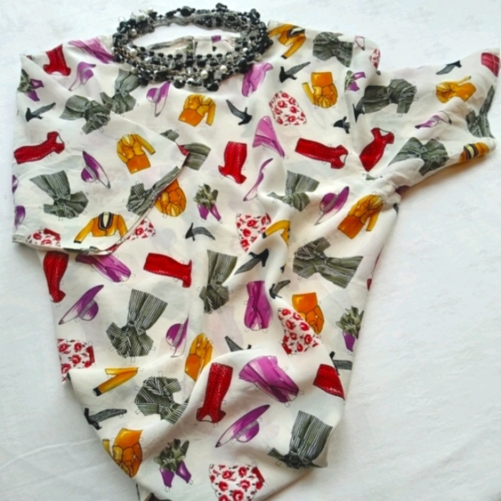 Oh so VINTAGE! SILK blouse